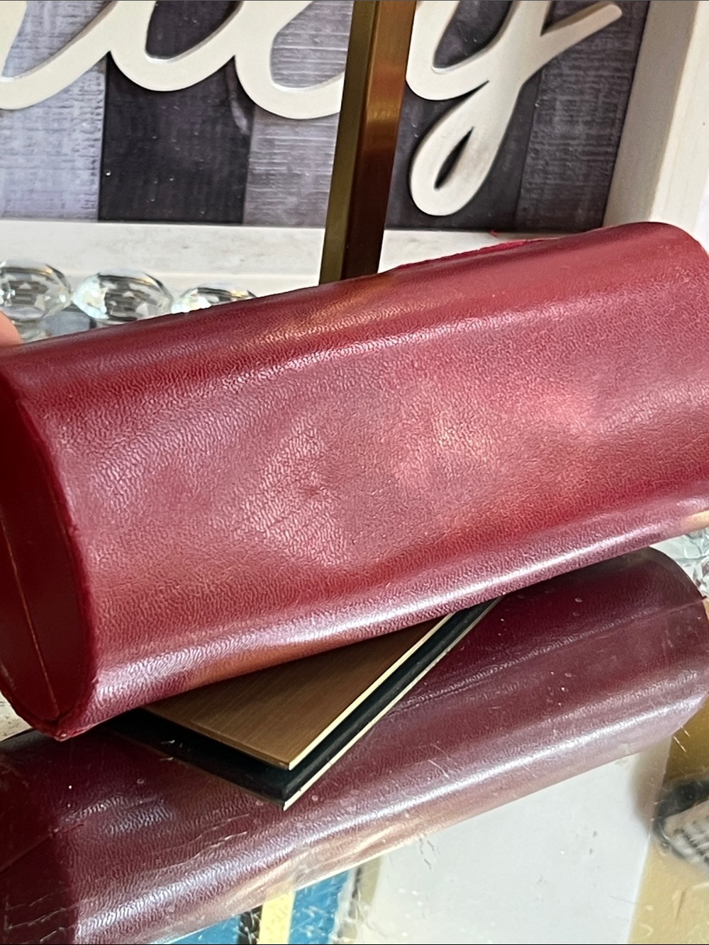 Valentino prescription glases with Red Leather Eyeglass Case - Picture 10 of 14